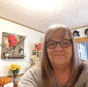 Meet your Posher, Pam